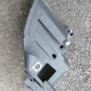 Audi q7 headlight bracket