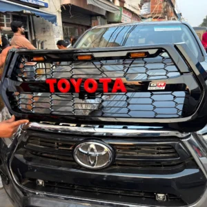 Gr grill for hilux glossy black